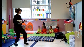 Improvisar y captar la atención en musicoterapia infantil [upl. by Nehr]