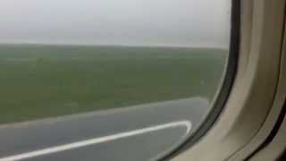 Decolare pe ploaie din Bucuresti Otopeni spre Stuttgart cu Blue Air  aprilie 2012 [upl. by Alair909]