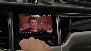 Porsche Macan Carplay e android più youtube Netflix Google officina Carkit [upl. by Adias]