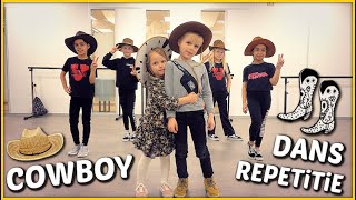 EERSTE DANS REPETiTiE VAN COWBOY LiED 🐎  Bellinga Vlog 1657 [upl. by Junji312]