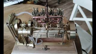 Vertical four cylinder engine H75 [upl. by Fadiman]