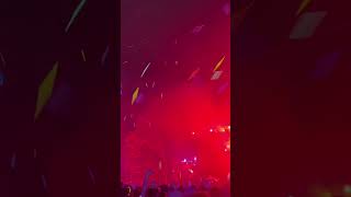 Phish Mondegreen glow sticks 81724 [upl. by Dasi190]