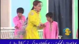 PUNJABI MUNDE LAN CHASKE NARGIS Pakistan [upl. by Lisan955]