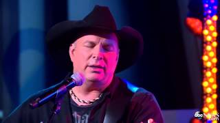 Garth Brooks Performs Mom Live on GMA [upl. by Greyson]