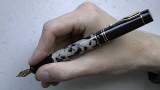 Gioia Alleria Tramonto Fountain Pen Review [upl. by Honan]