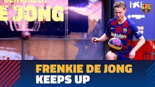 Frenkie de Jong touches the ball for the first time at Camp Nou [upl. by Bondon]