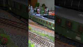 Locomotiva a vapore BR 78 469 con carrozze Württemberger [upl. by Murdock]