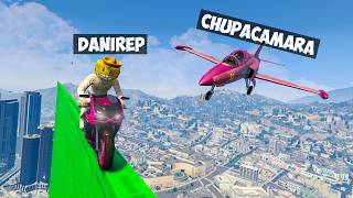 CORRE O TE ATROPELLO EN MOTO APARECE UN CHUPACAMARA  GTA 5 ONLINE [upl. by Asiralc]