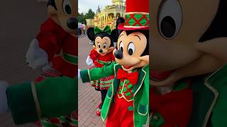 Christmas Morning welcome with Mickey Mouse and Minnie Mouse Disneyland Paris [upl. by Sieracki]