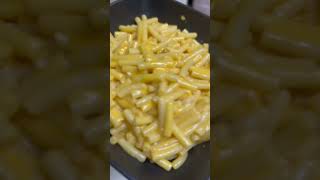 Vegan Kraft Mac N Cheese Taste Test 🌱🧀 vegan veganmacandcheese macandcheese plantbased vegans [upl. by Rukna]