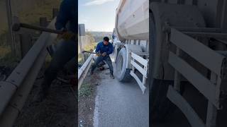 Thats One Easiest Way To Get The Wheel Off of Unit truck [upl. by Htiel196]