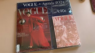 Vogue Dicembre con agenda 2024 in omaggio [upl. by Booth]