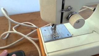 FRISTER ROSSMANN CUB 3 SEWING MACHINE ORANGE amp CREAM COMPLETE PEDAL MANUAL CASE [upl. by Aidan]