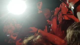 Linkin Park  One More Light amp Crawling  Kuscheln mit Fans  HURRICANE 2017 [upl. by Afrikah]