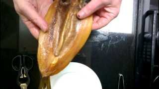 How to fillet kippers with Les Leckie [upl. by Froehlich154]