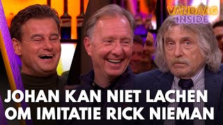 Wilfred en René gaan stuk om imitatie Rick Nieman Johan kan er nog niet om glimlachen [upl. by Zia]