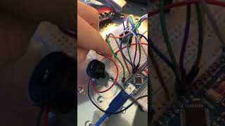 Test buzzer avec multiplexeur 74HC151 et compteur 74HC93  Arduino [upl. by Sadonia]