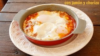 Huevos al plato con jamón y chorizo  Recetas de cocina fáciles [upl. by Attekram]