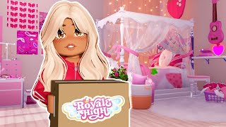 📦DECORATING my DORM ROOM in ROYALE HIGH💗 [upl. by Mic773]