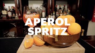 APEROL SPRITZ  SCHNELL UND SIMPEL  CocktailTutorials by Nic Shanker [upl. by Jen]