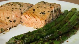 Salmon a la Plancha al Limon con Esparragos [upl. by Astrahan]