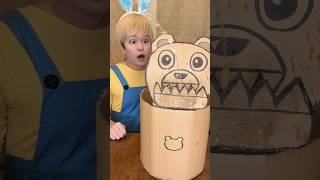 BRUSH BEAR’S TEETH ON S CARDBOARD BOX！asmr [upl. by Yusem]