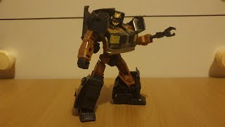 Transformers Reviews  Legacy United Star Raider Cannonball [upl. by Lambart639]