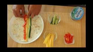 Koken met Mo  Recept vegetarische tortilla wraps hapjes [upl. by Aicarg741]