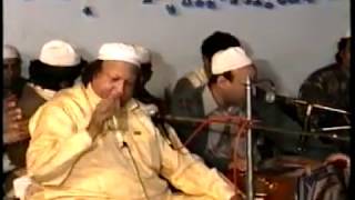 Sahib Tere Bandian Nusrat Fateh Ali Khan Last Show In Faisalabad [upl. by Brooking563]