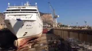 MSC Armonia im Trockendock  Verlängerung um 24 Meter [upl. by Millian533]