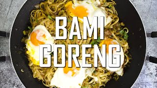 Bami Goreng  Heerlijk Indisch recept uit de Indische keuken  Indische gerechten [upl. by Adlemi]