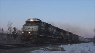 NS 6957 Fouled RS3L Leads 11R through Delanson NY 3421 [upl. by Ylimme]