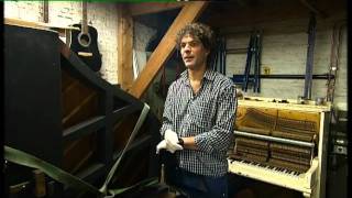 Pianostemmer Nicolai Giezen in Tiswat  TV West [upl. by Preston754]