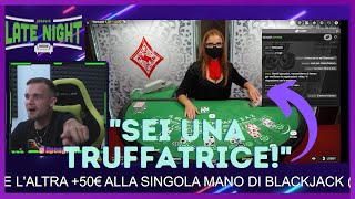 IL PENGWIN RICEVE UNA TRUFFA AL CASINO [upl. by Tacy]