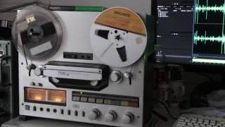 TEAC X700R bandrecorder in werking [upl. by Oleic]