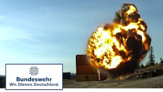 Eurofighter im Angriff mit 500 Kilo Bomben  Bundeswehr [upl. by Yazbak]