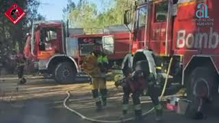 Bomberos durante la tercera jornada de extinción en el incendio de Tàrbena [upl. by Kristoffer]