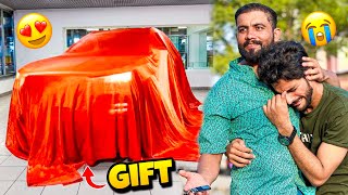 USAMA NE LAND CRUISER V8 KA SURPRISE GIFT DE DIA 😍  MISHKAT KHAN VLOG [upl. by Belldame295]