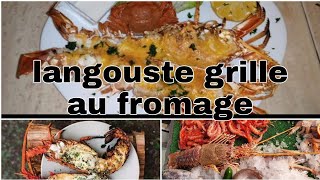 langouste grillée au fromageطريقة تقطيع وتحضير لونكوس [upl. by Nirda260]