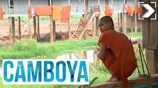 Españoles en el mundo Camboya 13  RTVE [upl. by Romilda]