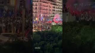 Argelia celebra en las calles la victoria de Imane Khelif la boxeadora ganó el oro en París 2024 [upl. by Schiffman]