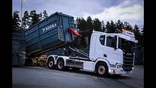 SHIFTING CONTAINERS POV outside  🇸🇪 HOOK LOADER [upl. by Oetam]