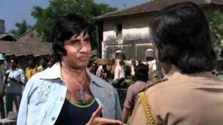 Amar Akbar Anthony  Drama Scene  Vinod Khanna  Amitabh Bachchan  Anthony Dares Amar [upl. by Greenberg]