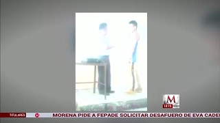 Alumno de secundaria golpea a profesor en salón de clases en Iztapalapa [upl. by Pence18]