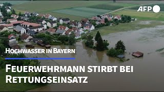 Hochwasser Feuerwehrmann stirbt bei Rettungseinsatz in Bayern  AFP [upl. by Nyltyak268]