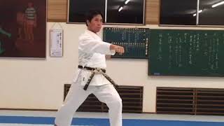 剛柔流空手道 基本練習「Aの動作」  Basically training of Gojyuryu Karatedo [upl. by Hilarius]