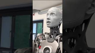 🤖Su nombre es Ameca un robot humanoide Desarrollado por la compañía británica Engineered Arts [upl. by Weatherley]