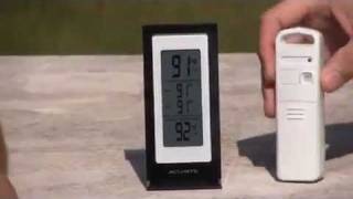 AcuRite Indoor  Outdoor Thermometer 00831 [upl. by Ilbert221]