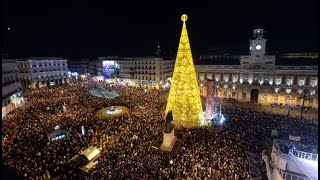 La Puerta del Sol vacía en Nochevieja [upl. by Yecats320]