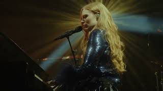 Freya Ridings  Someone New Live at The Apollo [upl. by Haeckel]